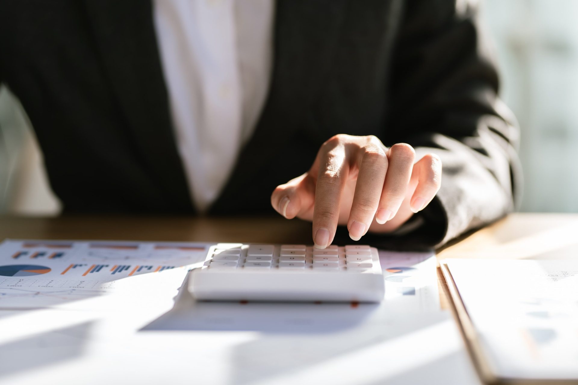 Service de paie proposé par le Cabinet Valor, situé aux Sables d’Olonne, offrant des solutions professionnelles et adaptées à vos besoins en gestion de la paie.